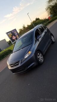 Honda FRV 2.2 i-CTDi - 3