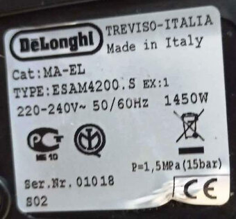 Kávovar DeLonghi MAGNIFICA ESAM4200 - 3