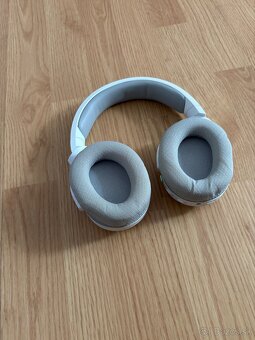 Razer Barracuda X White - 3