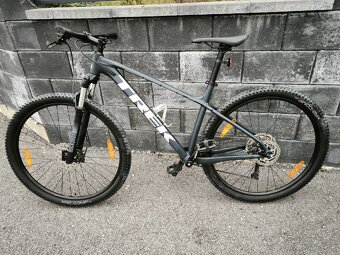 Trek Marlin 7 tmavomodrá - 3