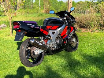 Honda CBR 900RR Fireblade, SC28, plne funkčná, nová cena - 3