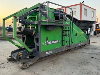 Kontajnerovy Celustovy drvic terex Bison - 3