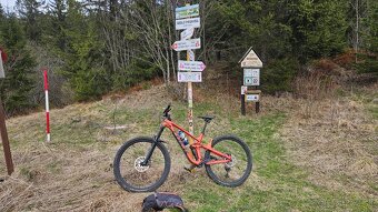 Trek Slash 7 Gen 5 - 3