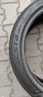 Predám letné pneumatiky 235/40 R19 96Y KUMHO - 3
