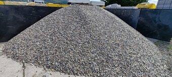 Dunajský štrk frakcia 16/22 okruhliaky v big bagu do 1000kg - 3