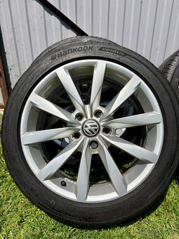 originálne disky VW Golf VII s letnými pneu – VW Dijon - 3