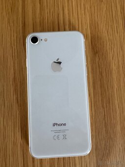 Predám Apple iPhone 8 - 3