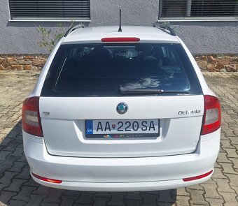 Octavia 1.6 TDI CR DPF Ambiente - 3