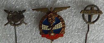 odznaky na ihlu - armáda i iné - 3