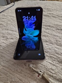 Samsung galaxy flip 3 - 3