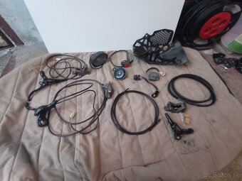 Surron komponenty - 3