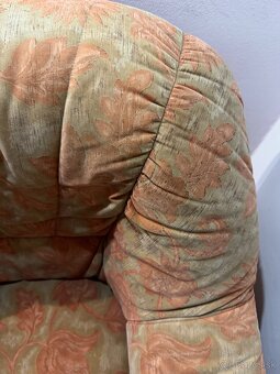 Čalúnené kreslo - 3