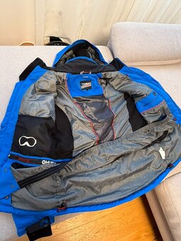 Bunda, prilba, okuliare - 3