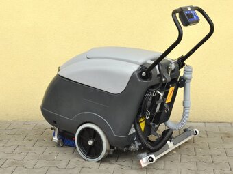 Umývací stroj NILFISK BA 410 - 3