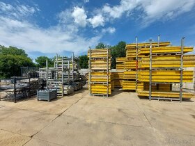 Stropné a stenové debnenie peri doka, lešenie - 3