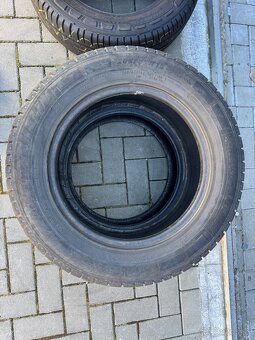 205/65R16c Michelin - 3