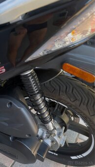 Kymco Agility City 125 - 3