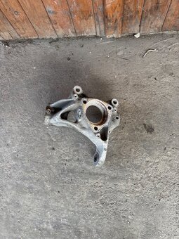 VW , Škoda , Audi pravá predná otoč 5q0407258 - 3