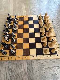 Originálne drevené šachy (53x52 cm) Nové - 3