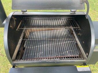 Predam peletovy gril Traeger Pro 575 - 3