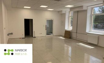 Obchodný priestor na prenájom o výmere 72 m2, Južná trieda 7 - 3