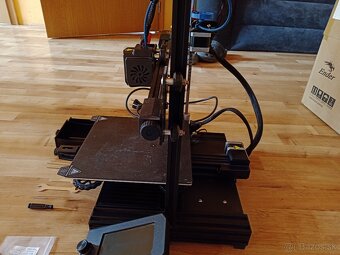 Creality Ender 3 V2 NEO + filament - 3