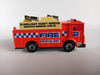 MATCHBOX - MACK AUXILIARI POWER TRUCK - POZRI DETAILNÉ FOTO - 3