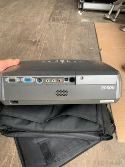Projektor EPSON - 3