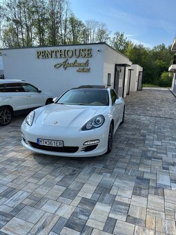 Porsche Panamera - 3