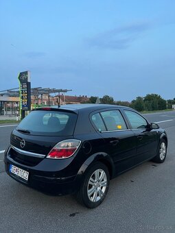 Opel Astra H 1.8 benzín 103Kw - 3