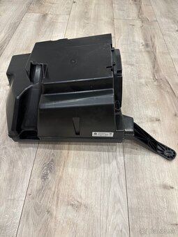 Škoda Superb III 2016-2020 subwoofer Canton 3V0 035 412 - 3