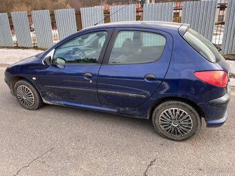 Peugeot 206 - 3
