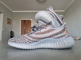 Adidas Yeezy Boost 350 v2 Beluga Reflective - 3