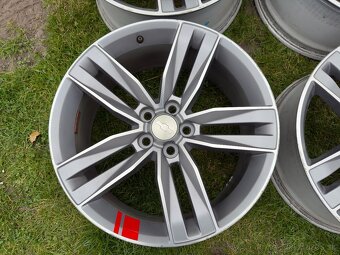 ALU disky R20 | 8,5J | 5x120 - 3