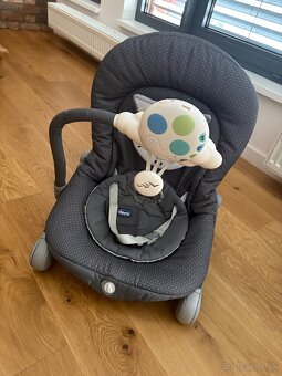 Predam hracie a vibračne kresielko - 3