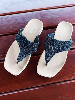Sandále, žabky-predám - 3