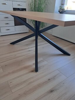 Jedalensky stôl - 3