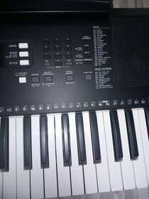 Yamaha keyboard - 3