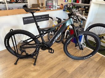 Nový KTM Macina Kapoho Elite Carbon - 3
