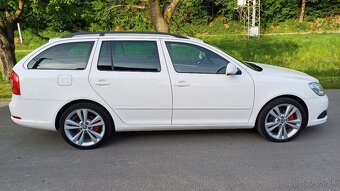 Škoda octavia combi RS.2.0TDI model2012dovoz top stav navi.. - 3