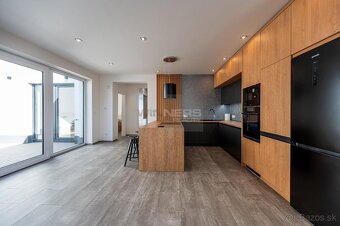 Na prenájom 4 izbový átriový rodinný dom - Ľudvíkov dvor - 3