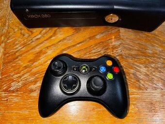 XBOX 360 - 3