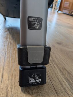 Predám autosedačku Recaro optiafix - 3