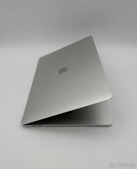 MacBook Pro 15" 2017 Silver (i7/16/256GB) + ZÁRUKA - 3
