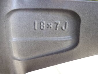 5x114,3 R18 Toyota RAV4 alu disky - 3