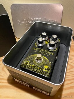 Black Country Customs The Custard Factory bass compressor - 3