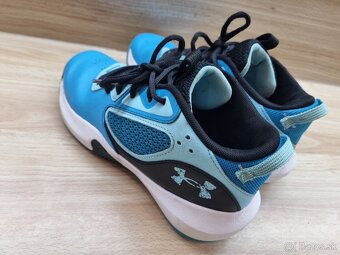 Under armour 37 , 5 - 3