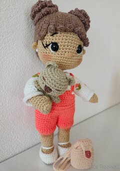 Ručne háčkovaná bábika NOVÁ - 3