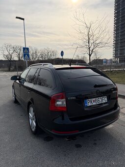 Skoda octavia vRS 2.0tdi AT - 3