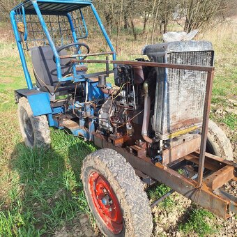 Malo traktor - 3